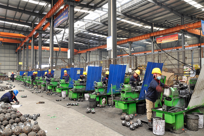 富德网架锥头车间